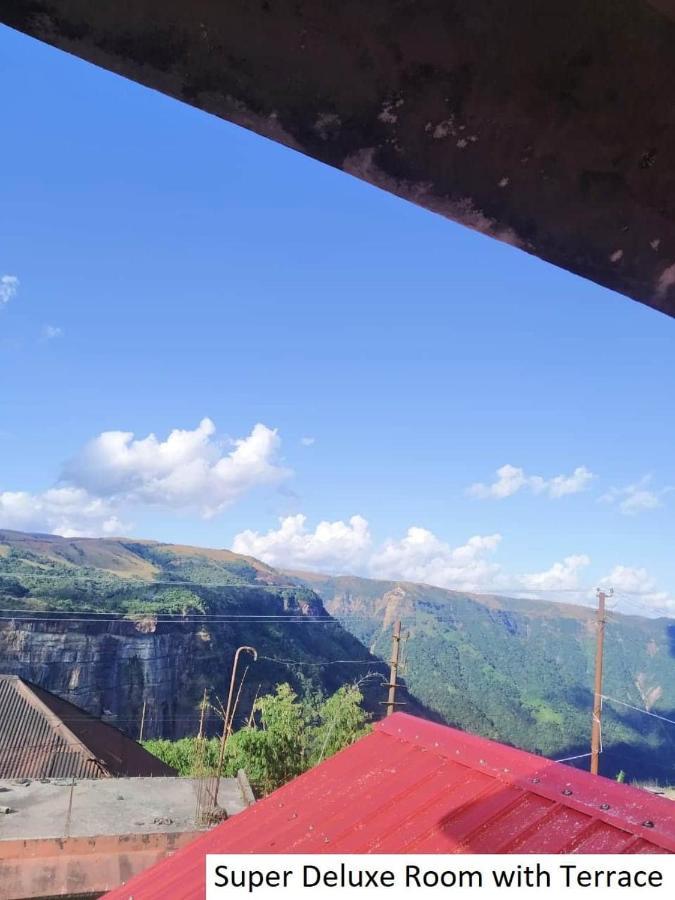 Odyssey'S Pateng Homestay, Cherrapunji Buitenkant foto