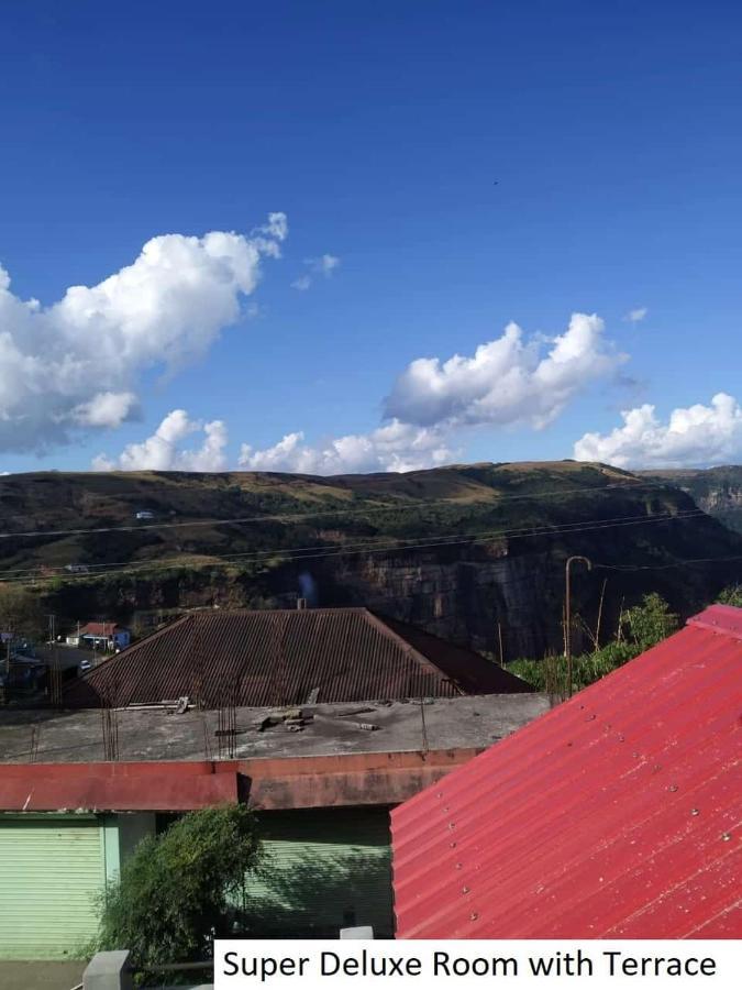 Odyssey'S Pateng Homestay, Cherrapunji Buitenkant foto
