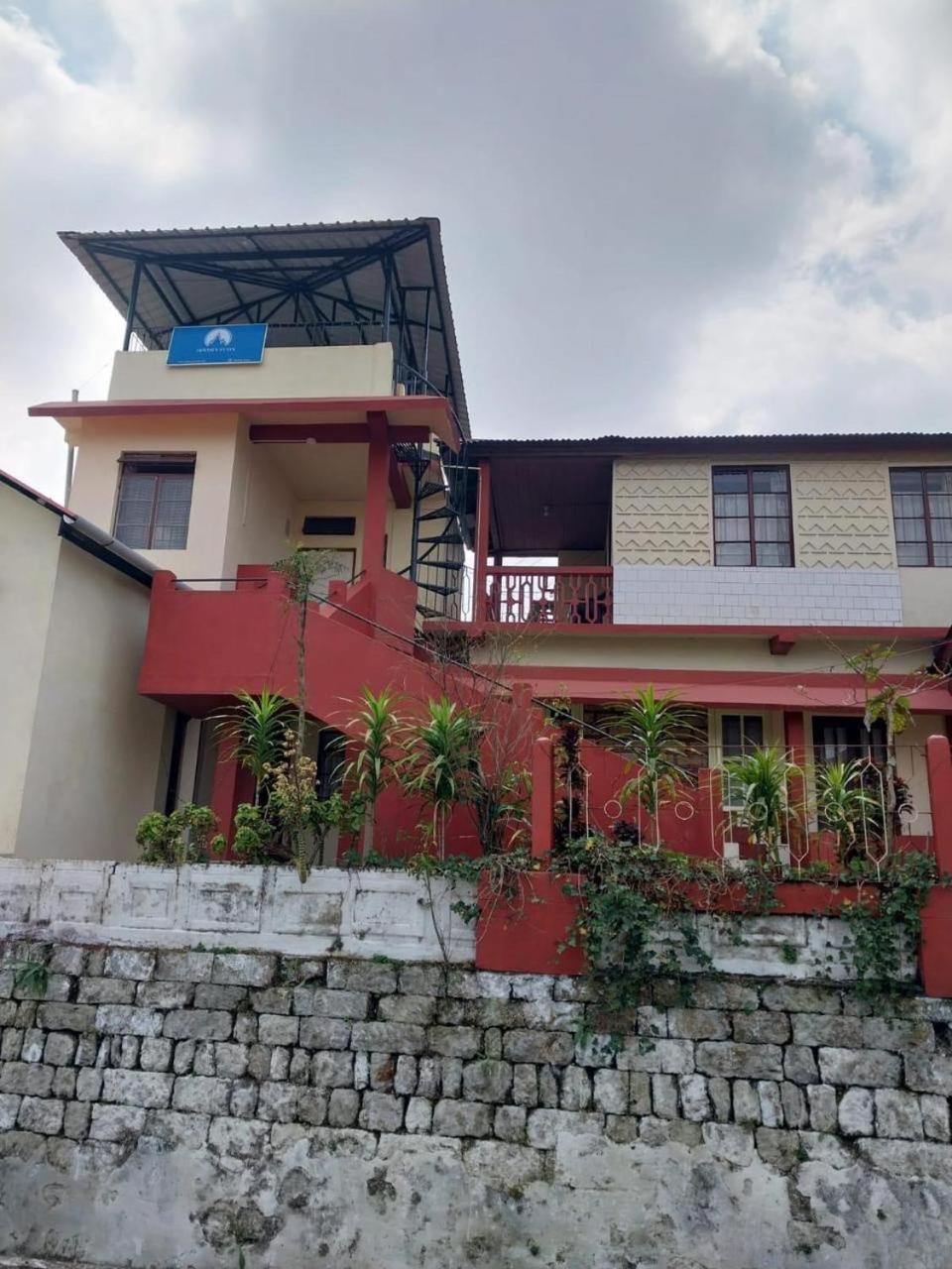 Odyssey'S Pateng Homestay, Cherrapunji Buitenkant foto